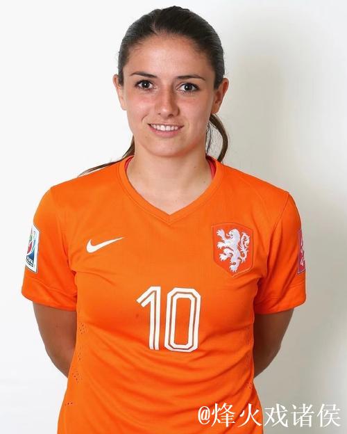 罗马诺:弟媳决定冬窗自由身离开弗鲁米嫩塞,目标重返欧洲 罗马诺:弟媳决定冬窗自由身离开弗鲁米嫩塞,目标重返欧洲