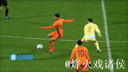 哈托染红梅里诺绝平 西班牙2-2荷兰五连胜被终结