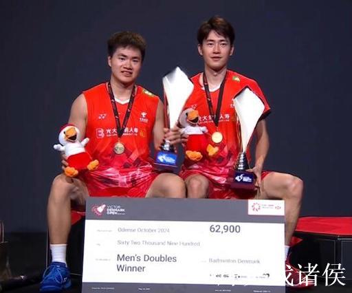 “梁王”组合挺进丹麦公开赛半决赛 确保年终总决赛资格 “梁王”组合挺进丹麦公开赛半决赛 确保年终总决赛资格