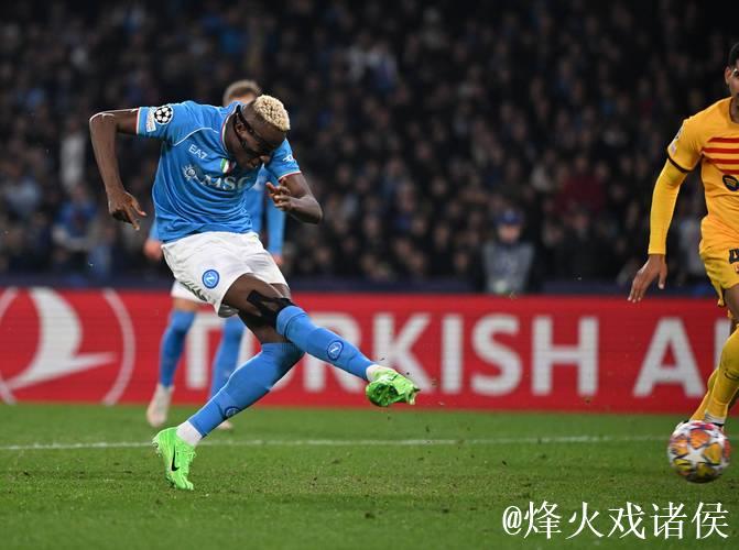 欧冠-莱万破门奥斯梅恩扳平 巴萨1-1战平那不勒斯 欧冠-莱万破门奥斯梅恩扳平 巴萨1-1战平那不勒斯